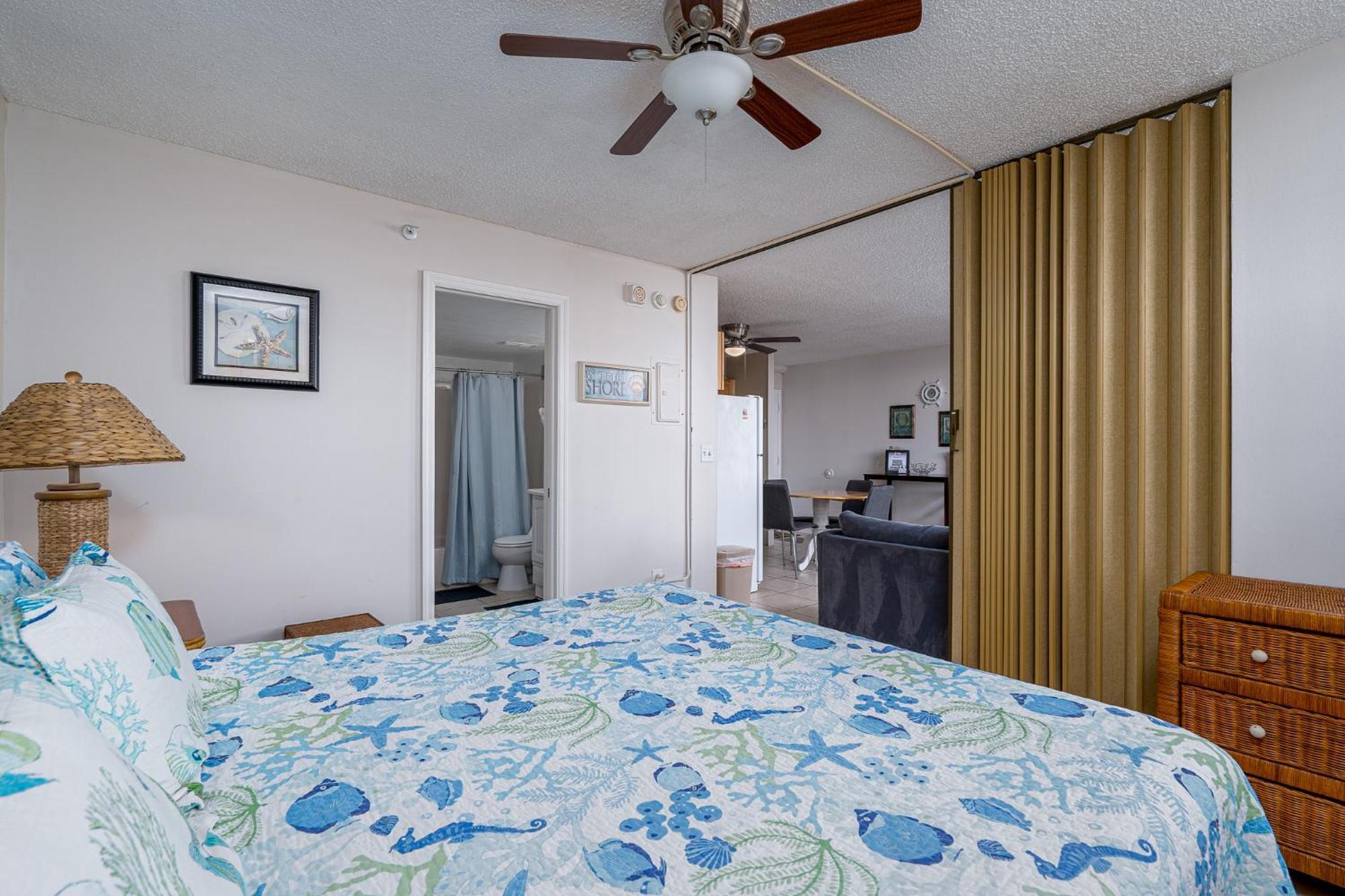 Beachfront Bliss: Gulf Views, Pool & Pet-Friendly Villa Fort Myers Beach Exterior photo